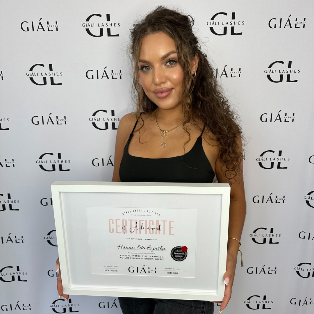 2 DAY CLASSIC, WISPY & VOLUME EYELASH EXTENSION COURSE IN PERSON - Giali Lashes