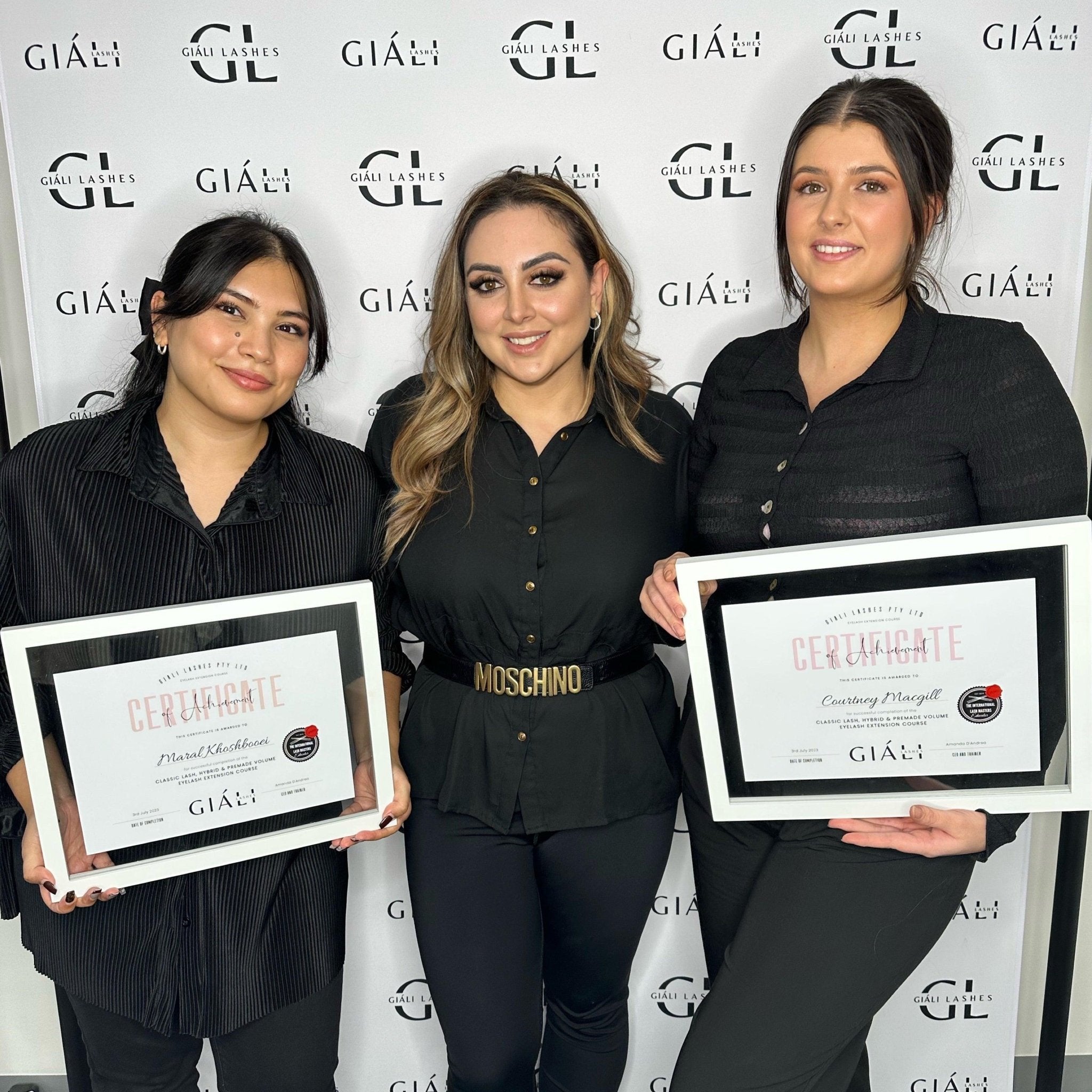 CLASSIC & VOLUME EYELASH EXTENSION COURSE - 2 DAY COURSE - Giali Lashes